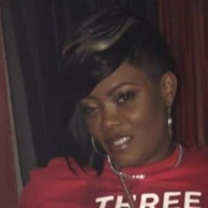 Meet your Posher, Korie